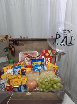 CESTA DE CAF� DE DIA DOS PAIS ENCANTADA E BAL�O BUBBLE
