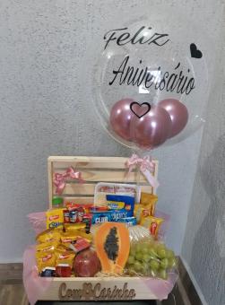 CESTA DE CAF� DE ANIVERS�RIO TUDO CONTINUA LINDO