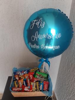 CESTA DE CHOCOLATE BOX COM BAL�O