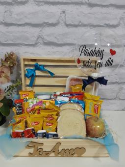 CESTA DE CAF� DA MANH� ADORO VOC� COM KIT + BAL�O PEQUENO BUBBLE