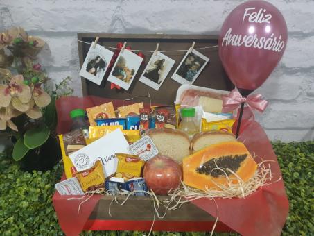 CESTAS DE CAF� DA MANH� SURPRESA COM FOTOS