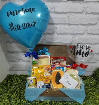 CESTA DE CAF� DA MANH� MEU AMOR COM BAL�ES