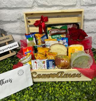 CESTA DE CAF� DA MANH� PURA ELEGANCIA NO BA� CLARO