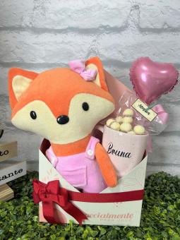 CESTA DE PRESENTE AMOR EM CADA DETALHE COM CANECA